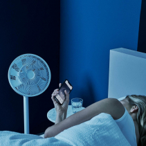 Ventilator Smart Duux Whisper Flex cu Baterie, 26 viteze, oscilatie verticala si orizontala, WiFi, Telecomanda, Timer